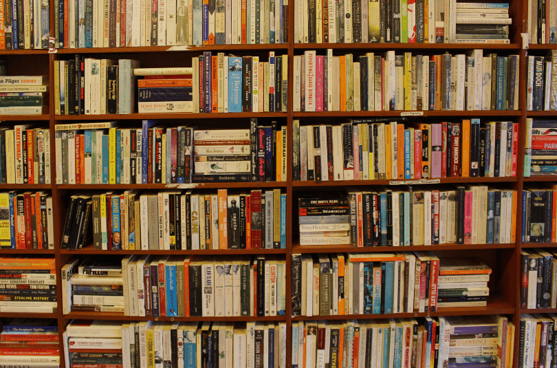 Menerbitkan Buku Bukan Hanya Soal Terbit, Tapi Soal Tumbuh Bersama